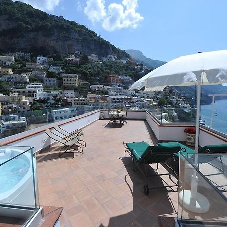 Casa Patty...Breath-Taking View! Apartment Positano Bagian luar foto