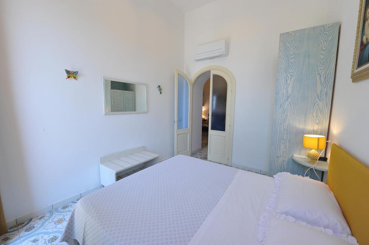Casa Patty...Breath-Taking View! Apartment Positano Bagian luar foto