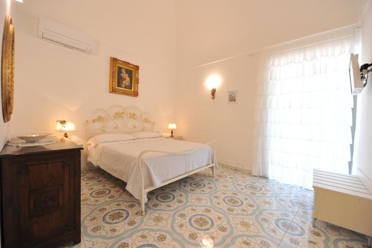 Casa Patty...Breath-Taking View! Apartment Positano Bagian luar foto
