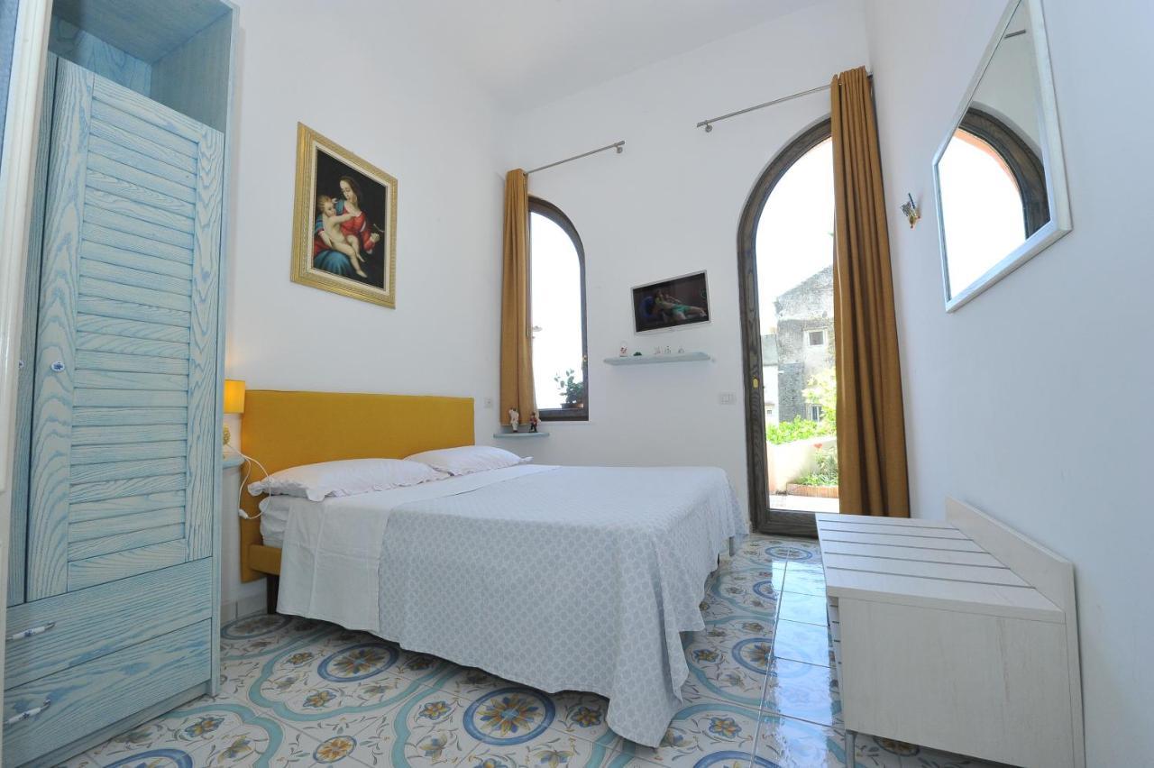 Casa Patty...Breath-Taking View! Apartment Positano Bagian luar foto