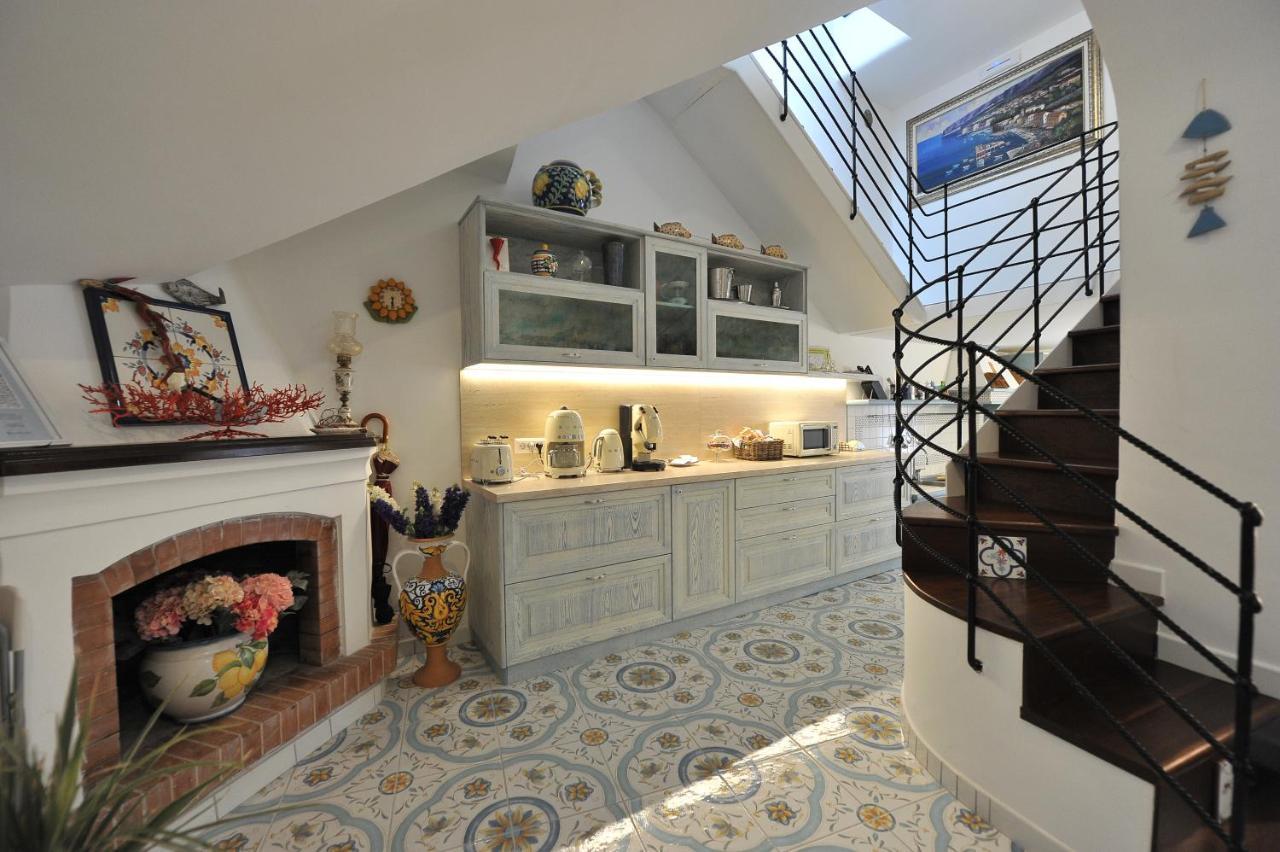 Casa Patty...Breath-Taking View! Apartment Positano Bagian luar foto