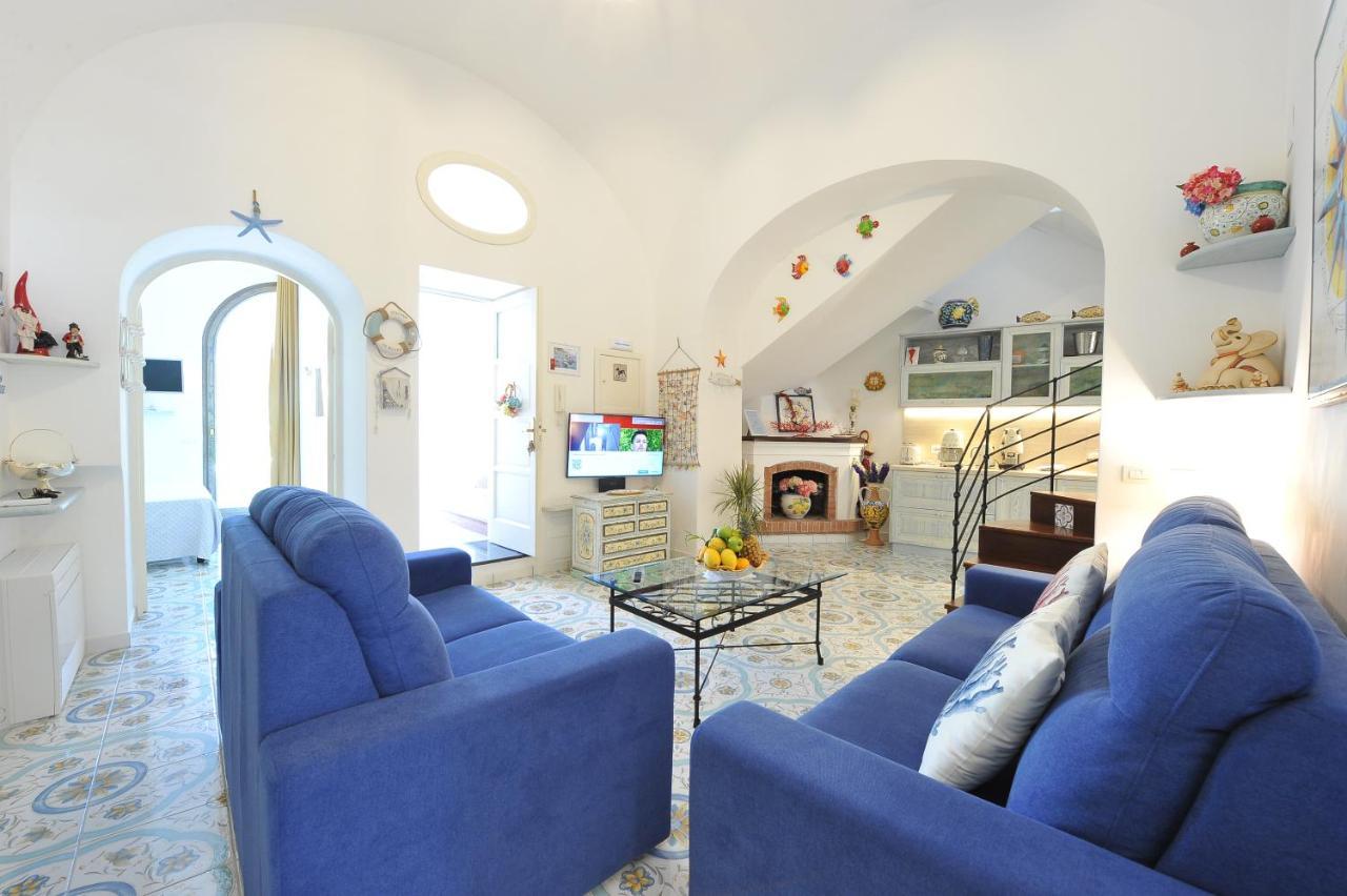 Casa Patty...Breath-Taking View! Apartment Positano Bagian luar foto