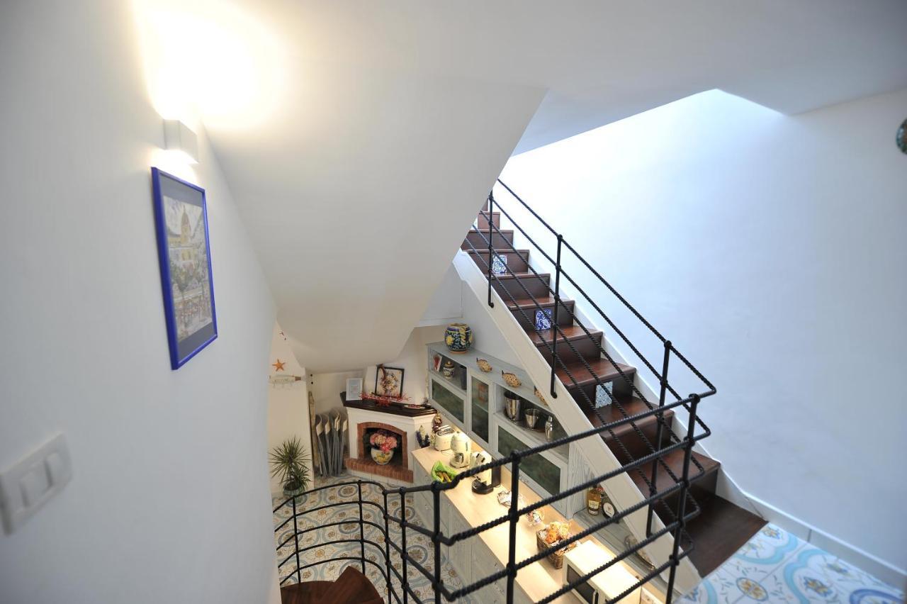 Casa Patty...Breath-Taking View! Apartment Positano Bagian luar foto
